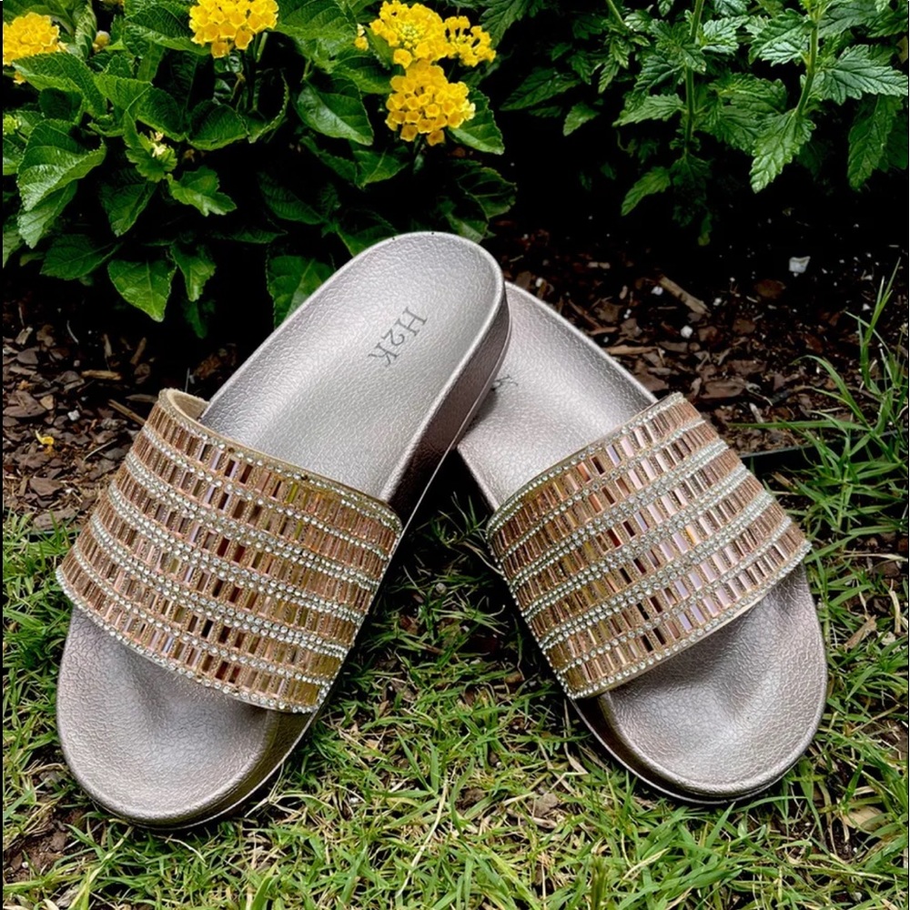 H2K Fantasy High Sparkle Slip On Sandals Rose Gold New